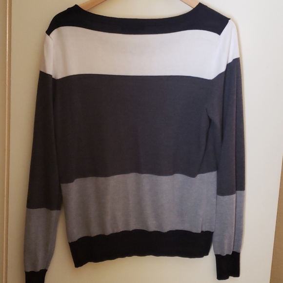 Sweater - Picture 2 of 2